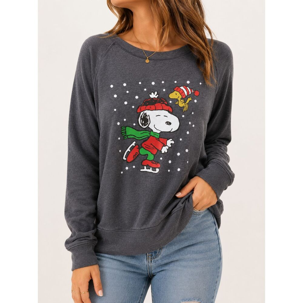 Peanuts Snoopy Woodstock Christmas Sweatshirt Plus 2XW Ice Skating Gray Holiday